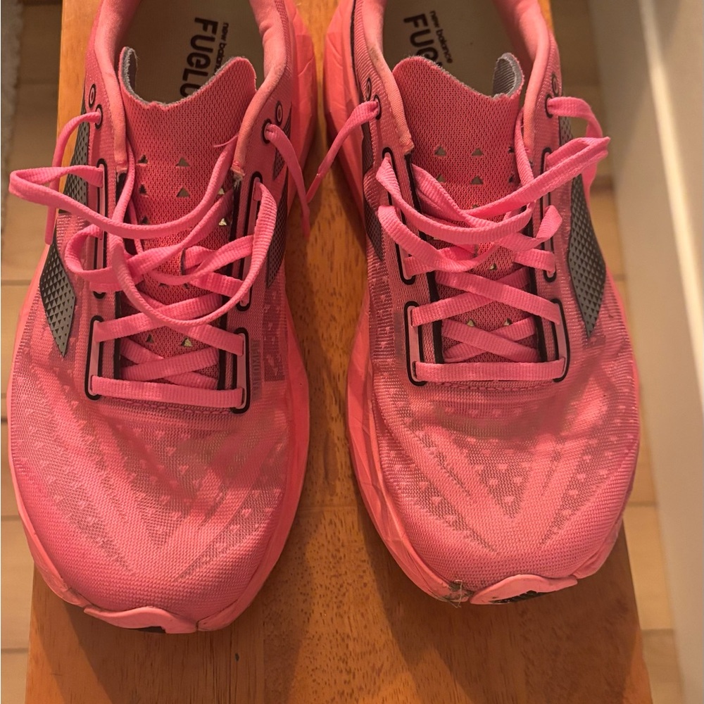 New Balance Rebel V4